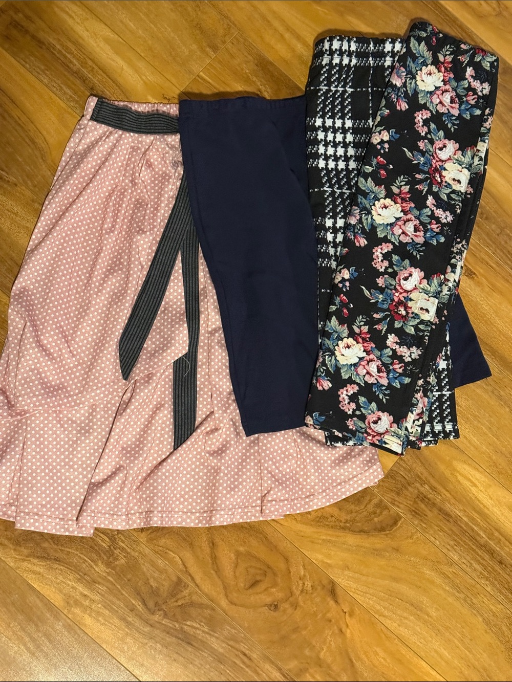Girls skirt lot